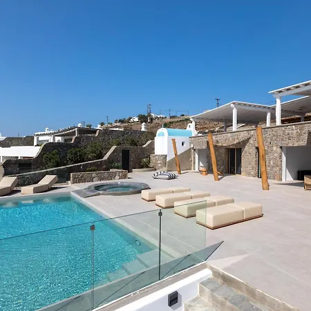 Samba Mykonos Town